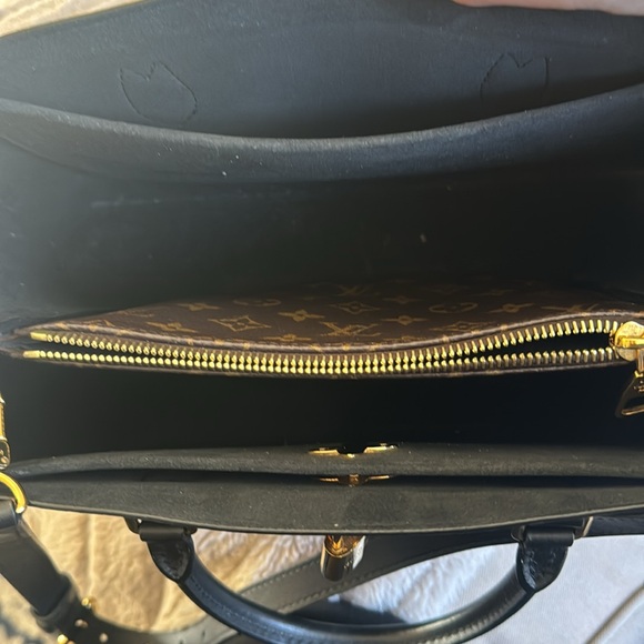 Louis Vuitton Flower Tote - Picture 3 of 11